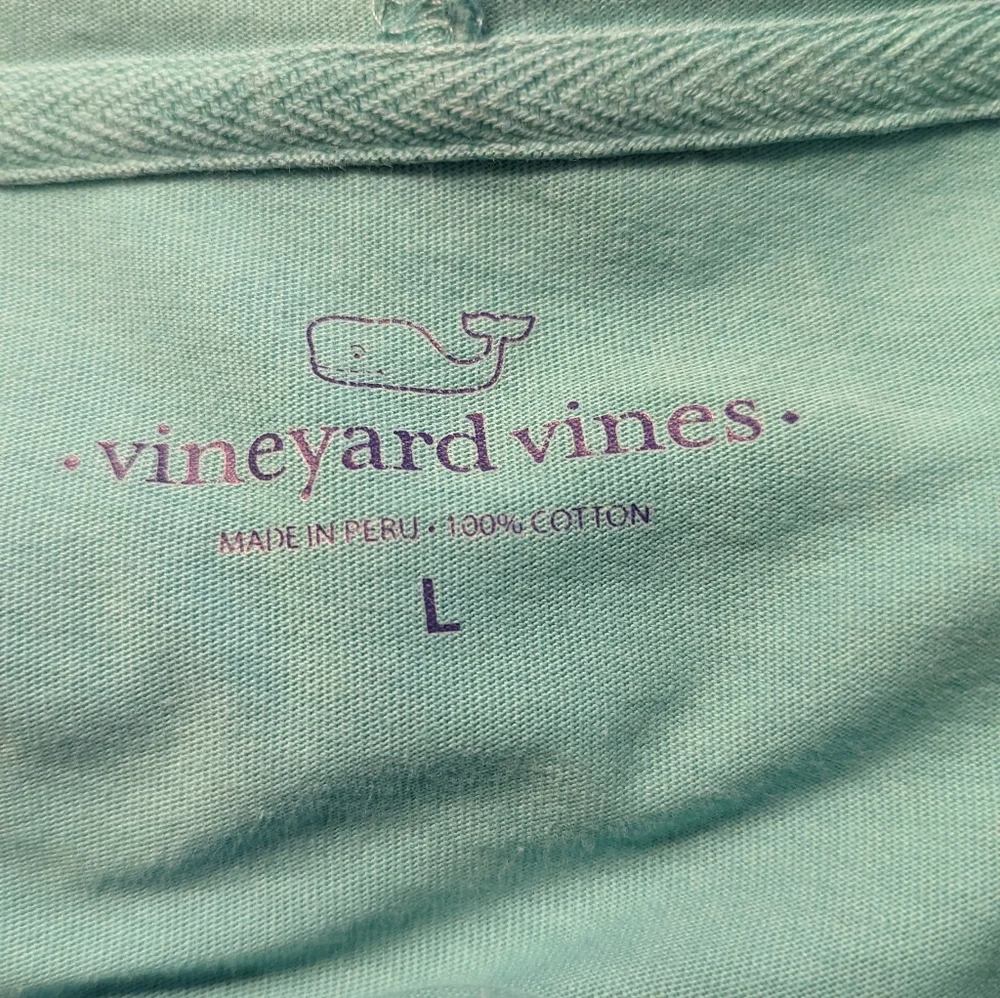 Vineyard Vines Long Sleeve Hoodie Shirt - Picture 5 of 5